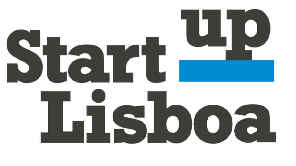 Startup Lisboa logo with bold black text and a blue underline under 'up'